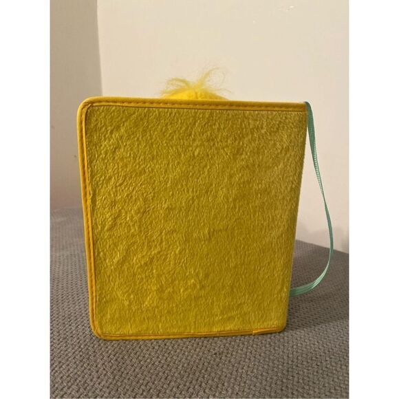 Vintage 1996 Lovable Hug Me Book Good Night Baby TweetyBird Plush Book - Picture 4 of 4